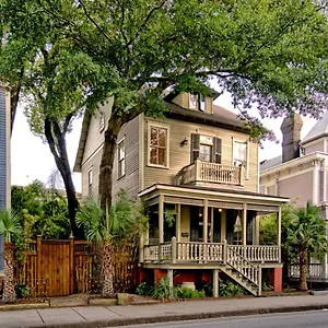 The Jepson Estate On Forsyth Park! Bed & Breakfast