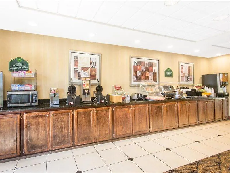 Wingate By Wyndham Savannah Pooler Hotel